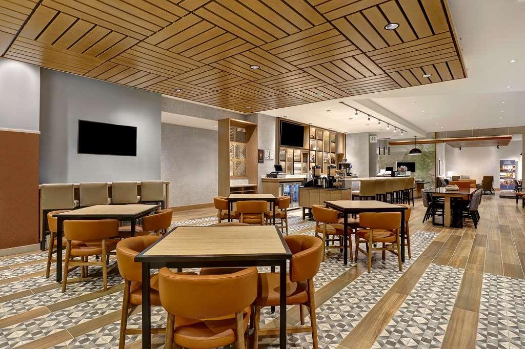 Hyatt Place Prince George Restaurant photo